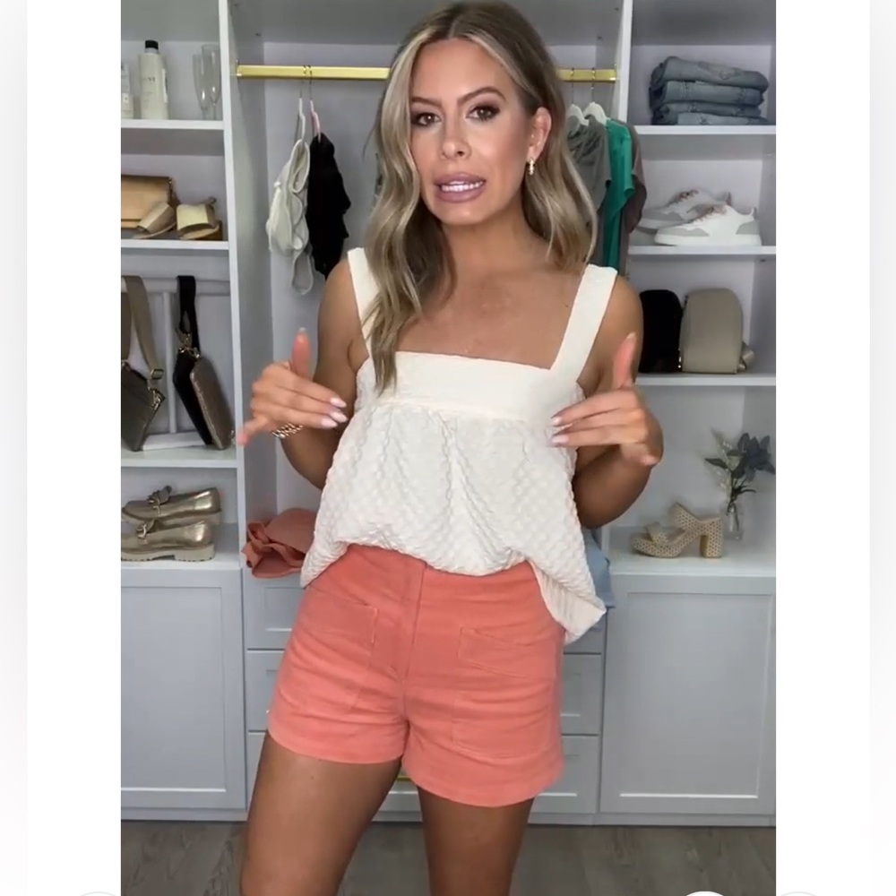 NWOT- Coral High-Waist Shorts